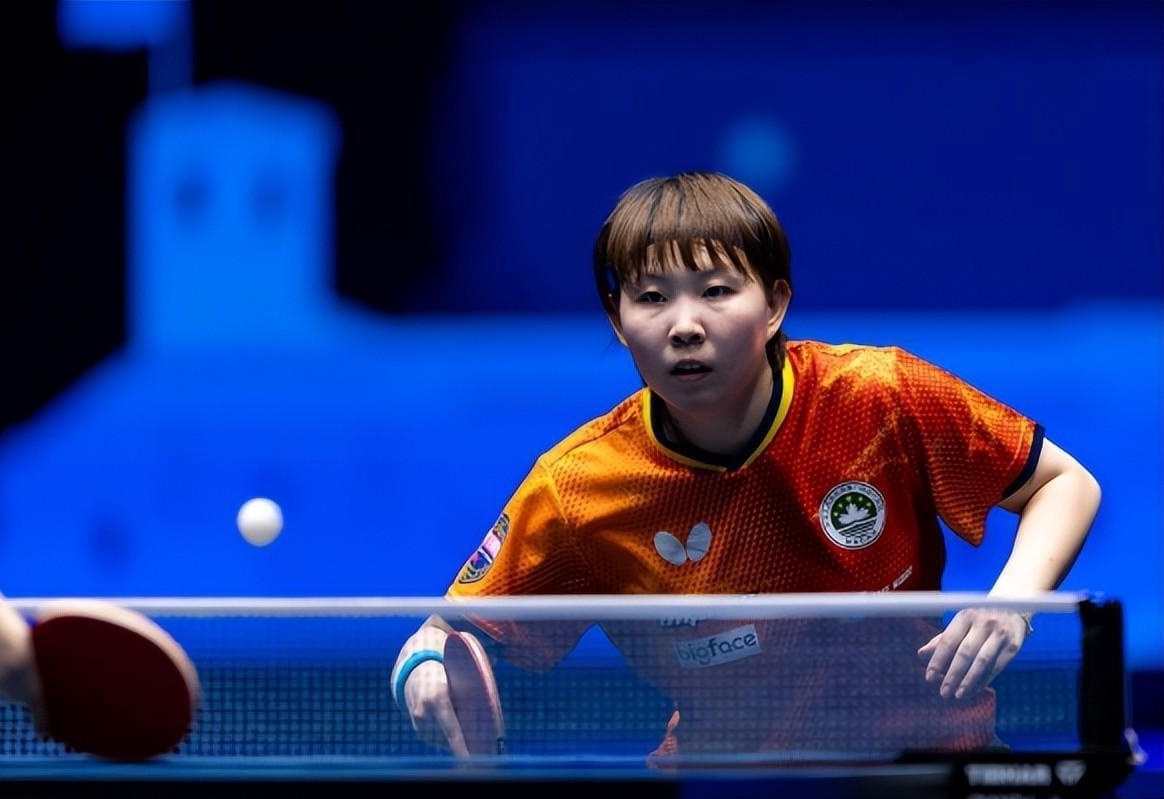 近的一场中 近的一场中