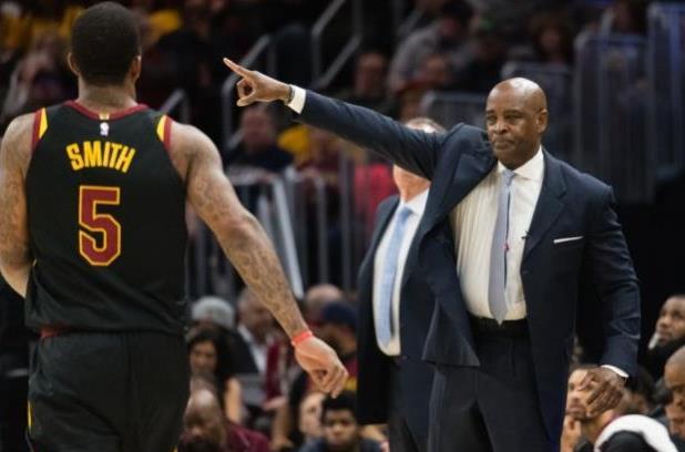 被球场歌声 被球场歌声