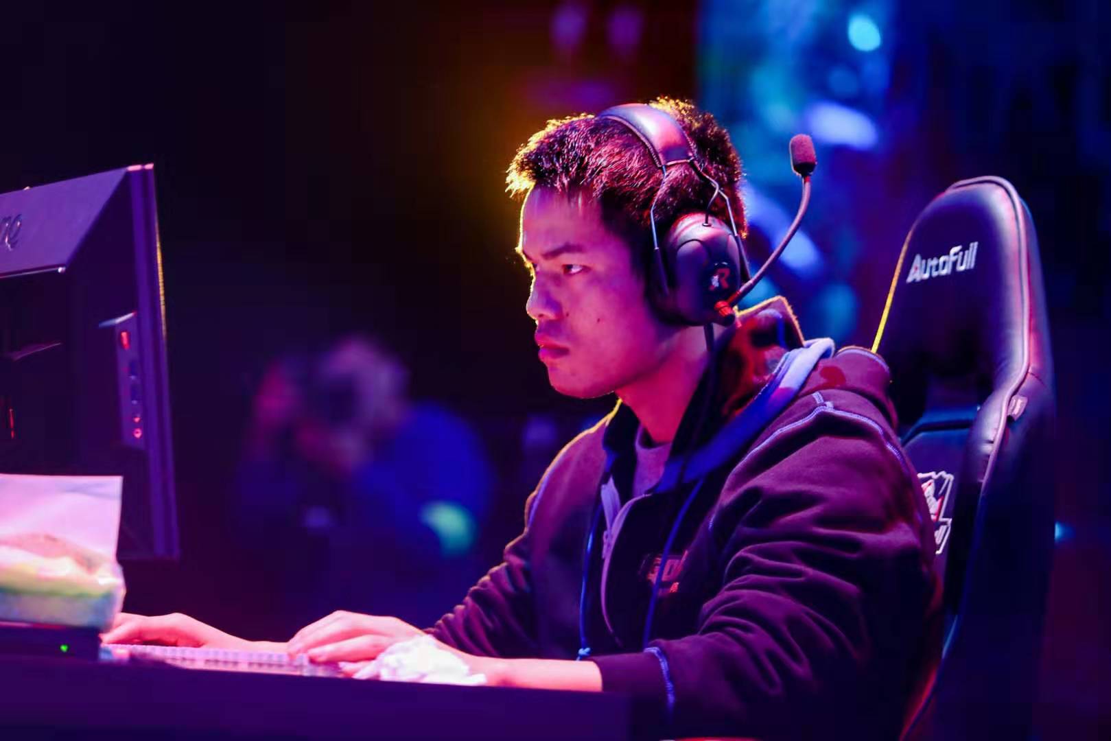 围绕全面战 围绕全面战