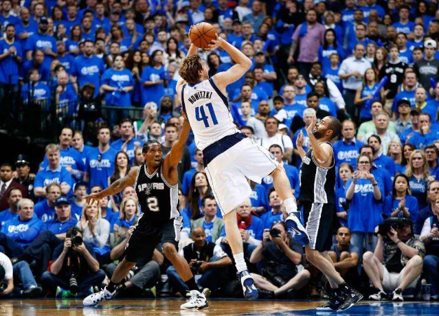 让布朗在大 让布朗在大